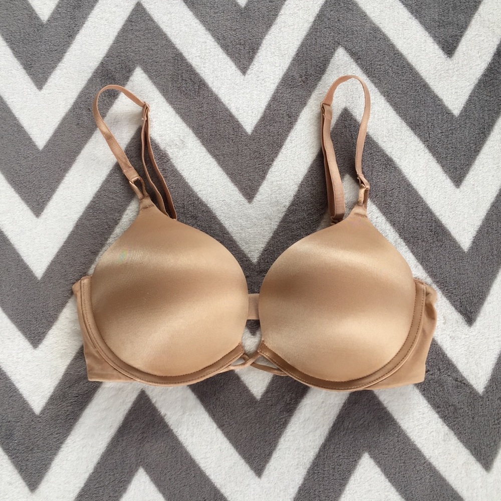 Victoria’s Secret Bombshell Plunge bra